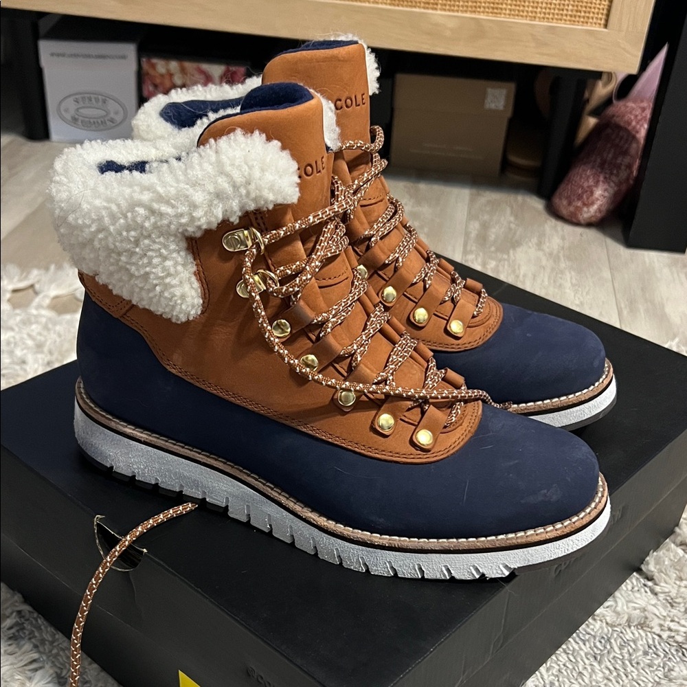 Cole Haan Explorer Boots - Waterproof Womens SZ 7